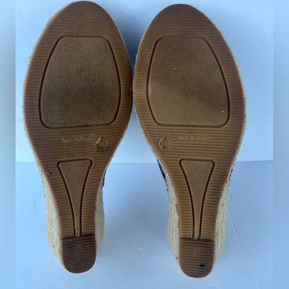 Neiman Marcus Navy Wedge Slides - Picture 5 of 10